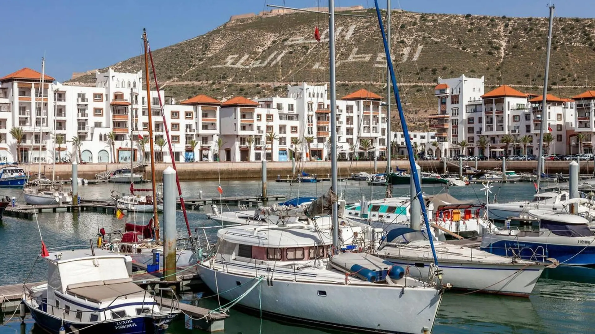 Luxurious Stylish Apartment With Sea Views T24317Gf أغادير